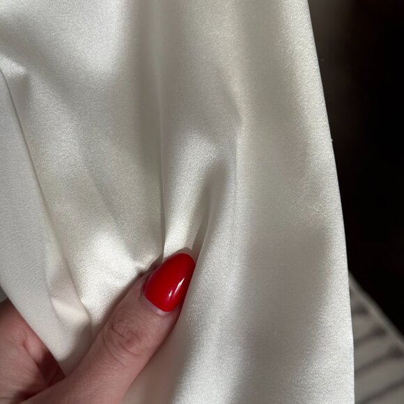 Katherine Tash Bridal Neck Scarf - Picture 5 of 6